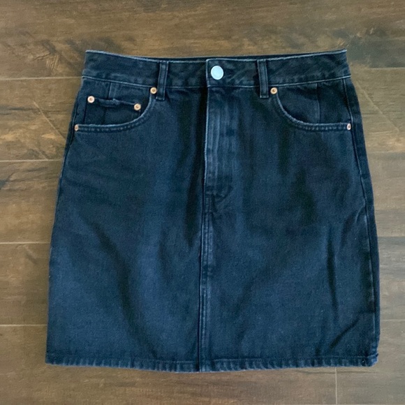 ASOS - Black Denim Mini Skirt - US 8 - Picture 1 of 4